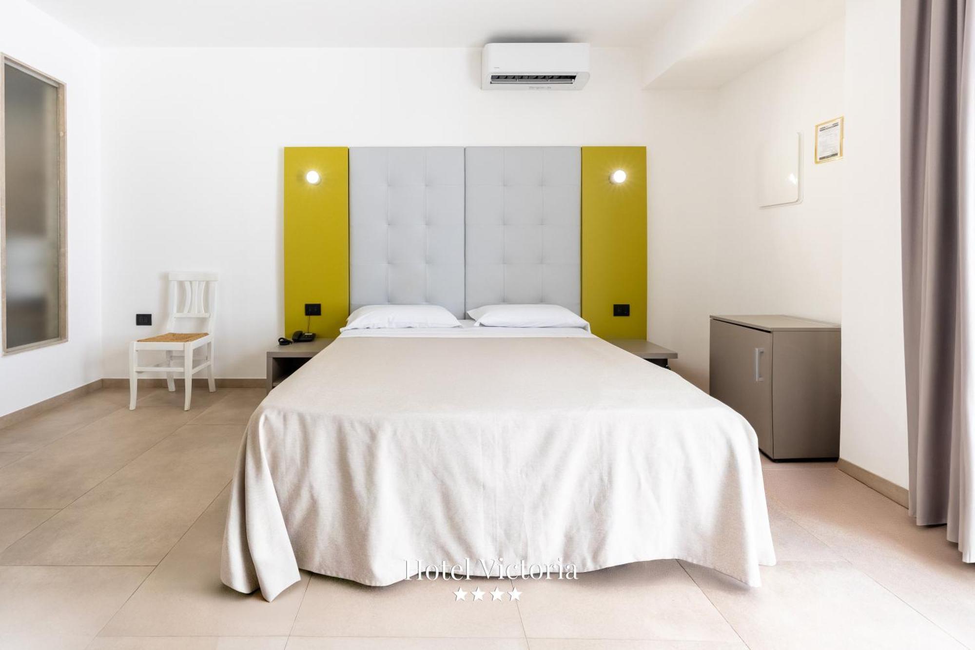 Hotel Victoria Torre Santa Sabina Buitenkant foto